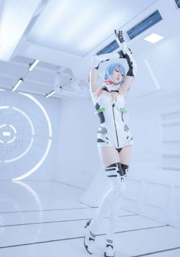 欧美日韩制服区二视频_1080电影完整版