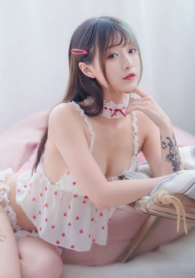 清纯唯美欧美_高清韩国电影在线观看