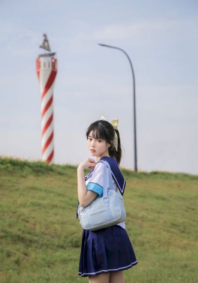 伊人二本二区_720电影在线看
