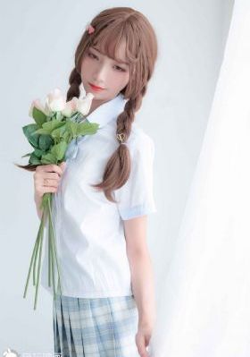 日韩女人穿衣搭配_BD韩语高清视频播放