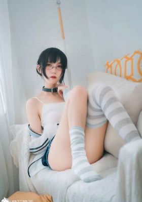 超碰人妻中字幕_高清迅雷电影在线