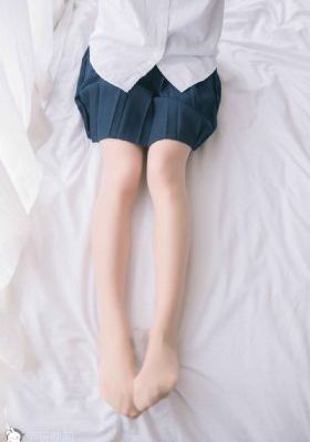 天天热久久_十万网红美女美酱