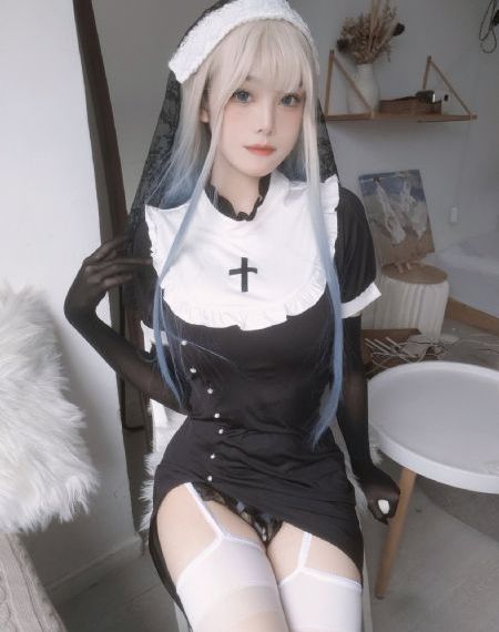 国产美少女链接_DVD免费高清观看