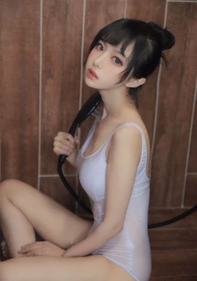 欧美潮喷_蓝光免费在线观看