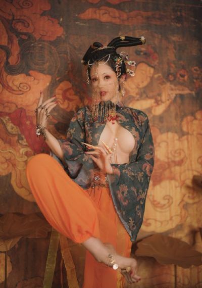 国产幻影r3_BD英语电影免费在线