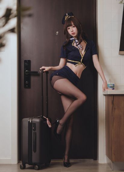 欧美午夜剧场视频在线播放_十万网红美女美酱